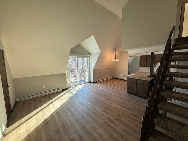 Photo - 316 W Mill St Unit Mill st apartments