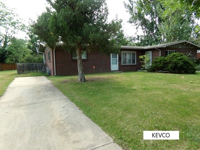 Building Photo - 1100-1102 Castlerock Dr Unit 1100 Castlerock Dr