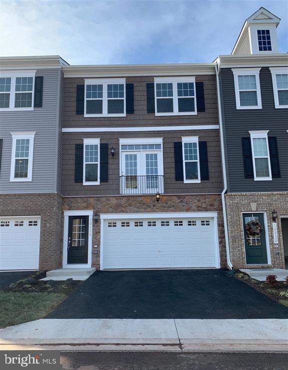 Photo - 10632 Hinton Wy
