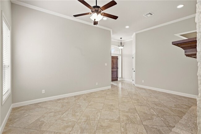 8209 Raintree Dr