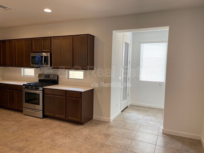 Photo - 16424 W Questa Dr