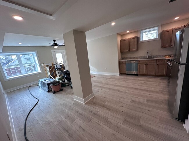 Photo - 824 E High St Unit #3