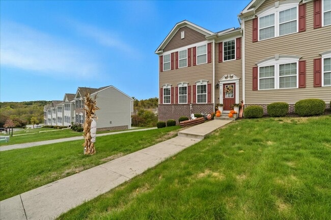 Photo - 1501 Canterbury Dr