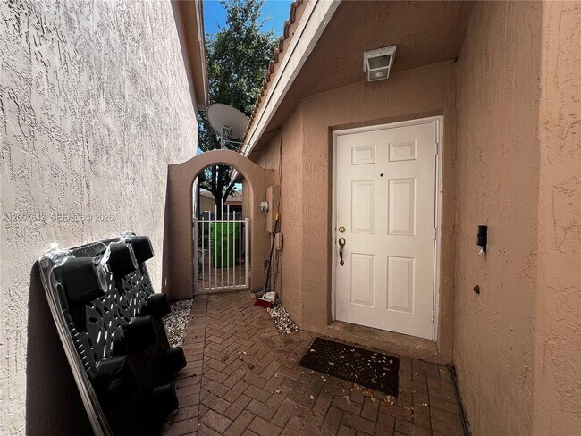 Photo - 9312 NW 54th St