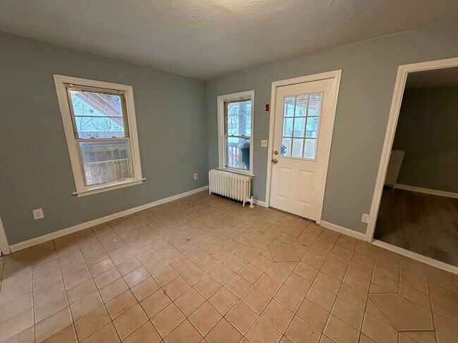 Photo - 105 Clarendon St Unidad 1