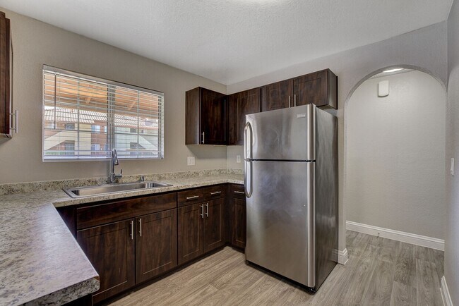 Photo - Mariposa Flats Apartments