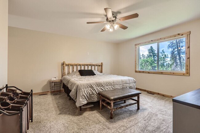 Photo - 90 Hawk Way