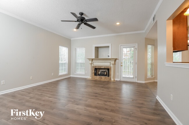 Photo - 3021 Bowron Rd