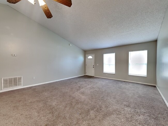 Photo - 3221 Utah Dr