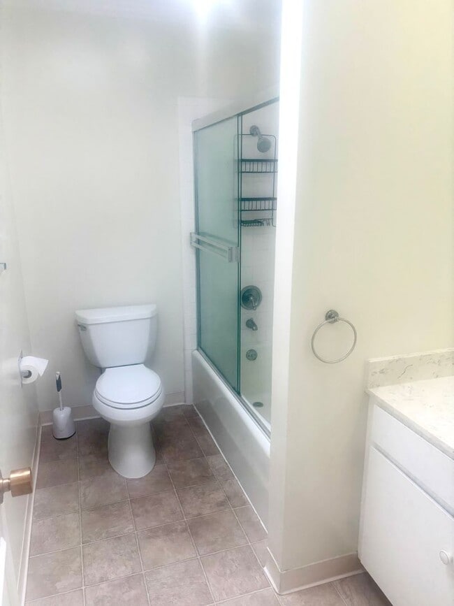 Photo - 444 Richmond Dr Unit 444 Richmond Dr.,   4