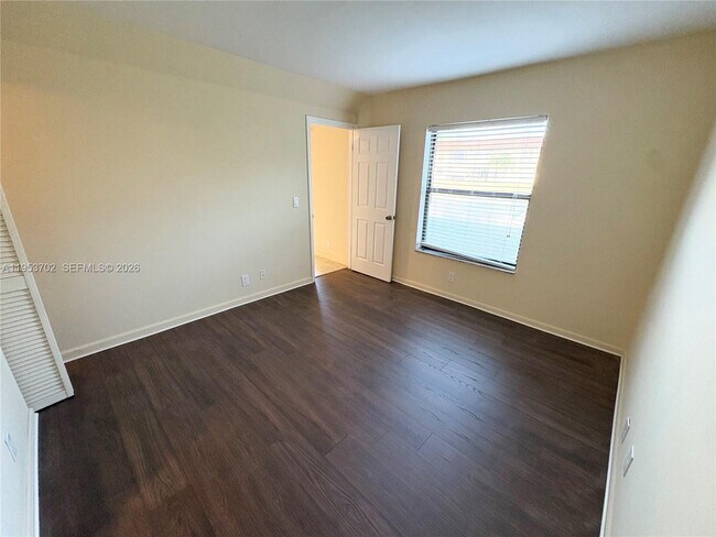Photo - 21905 Lake Forest Cir Unit 104