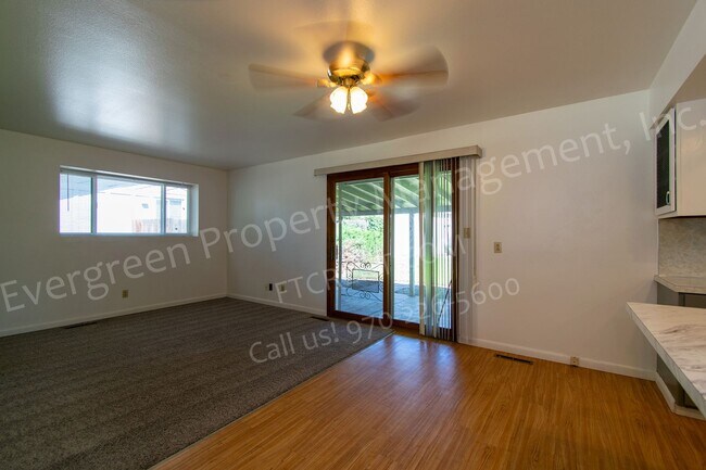 Photo - 2420 Poplar Dr