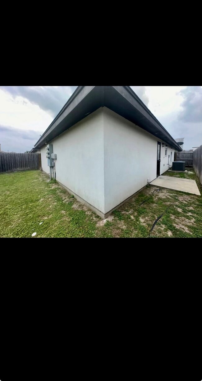 Photo - 205 Teak Dr Unit 4