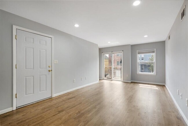 Photo - 150 Congress St Unidad Apt # 1