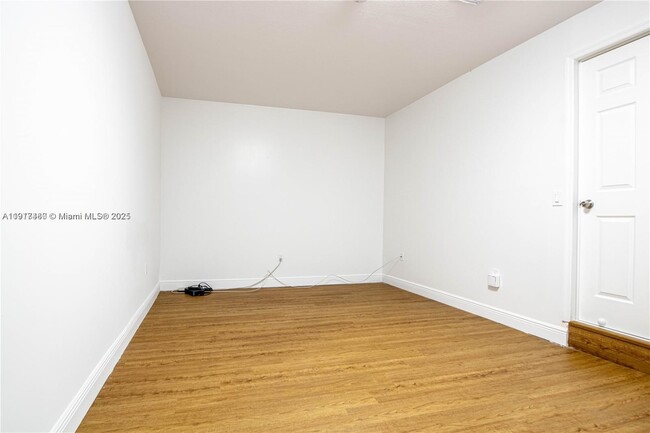 Photo - 16227 SW 139th Ct