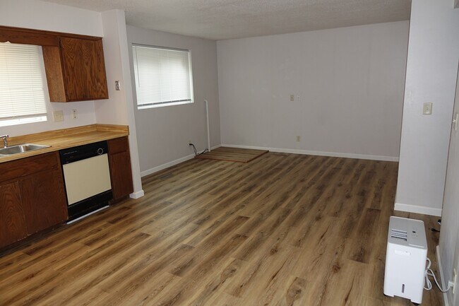 Photo - 2540 Ruth Street Unit 1