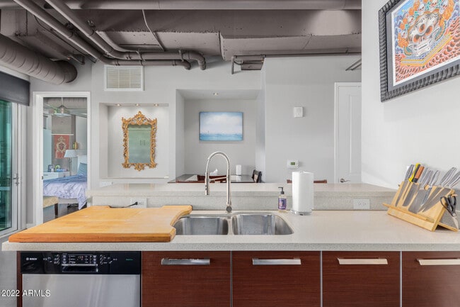 Photo - 1 E Lexington Ave Unit 1507