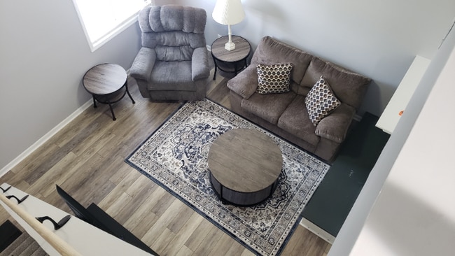 Photo - 556 Brookside Ct