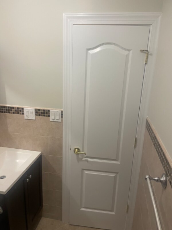 Photo - 889 Ionia Ave Unit 1B