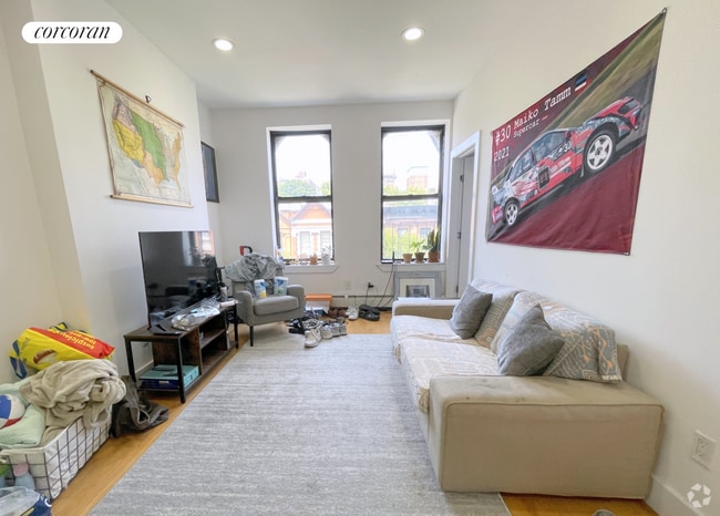 Building Photo - 496 Manhattan Ave Rental