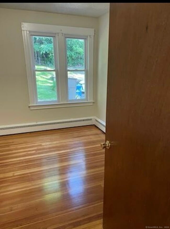 Photo - 350 Center St Unit 2nd Floor