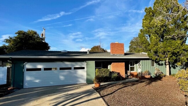 Building Photo - Classic San Luis 3 Bedroom 2 Bath House in Ferrini Heights