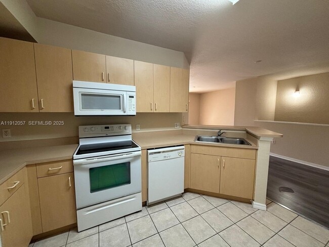 Photo - 8261 SW 25th Ct Unit 102
