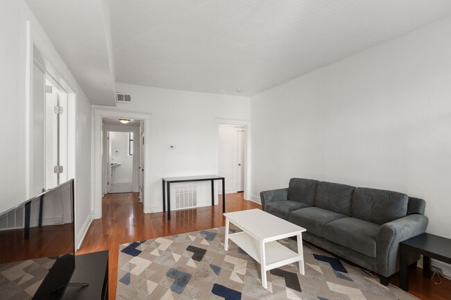 Photo - 6275 Enright Ave Unidad 2W