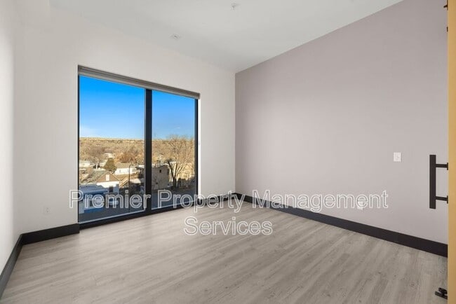 Photo - 2310 First Ave N Unidad 503