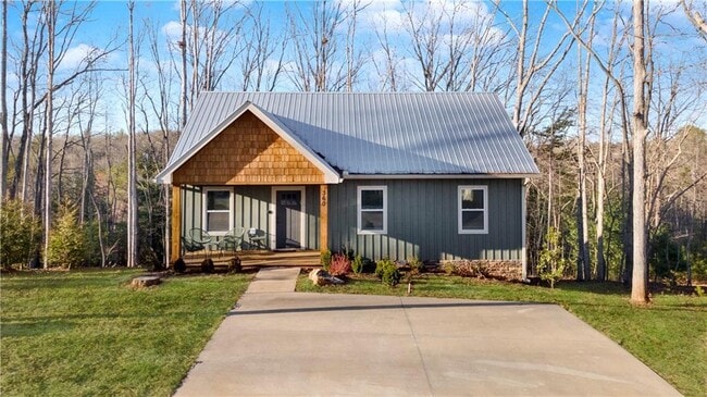 360 Prince Dr