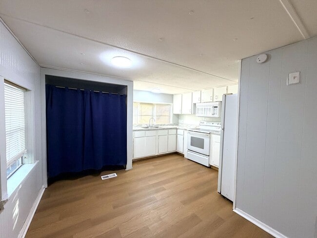 Photo - 240 State St Unit 240 State St.