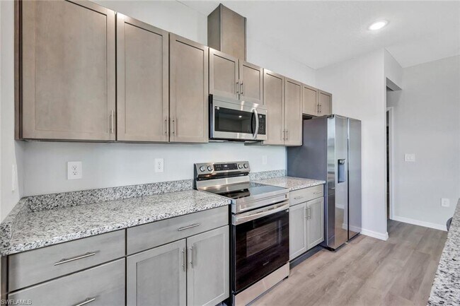Photo - 1310 NW Juanita Pl