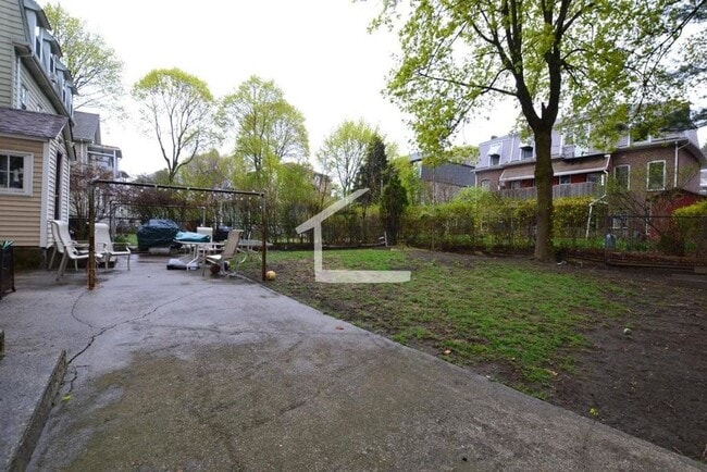 Photo - 16 Woodmont St