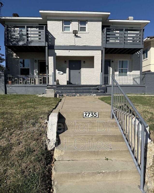 Building Photo - 2735 Purington Ave Unit 202