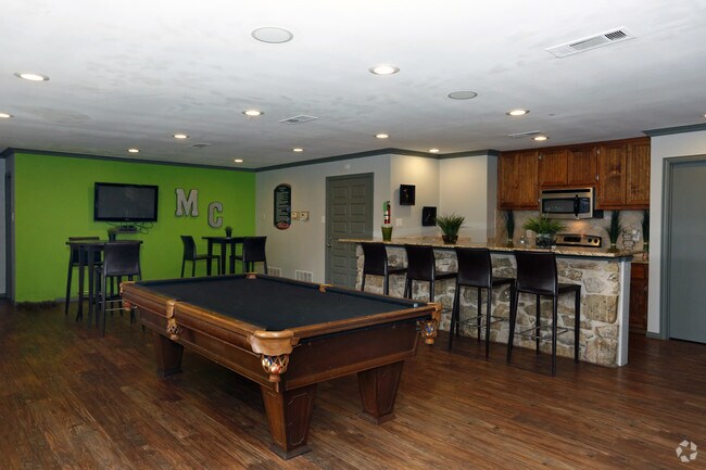 Clubroom - Bridge at Terracina