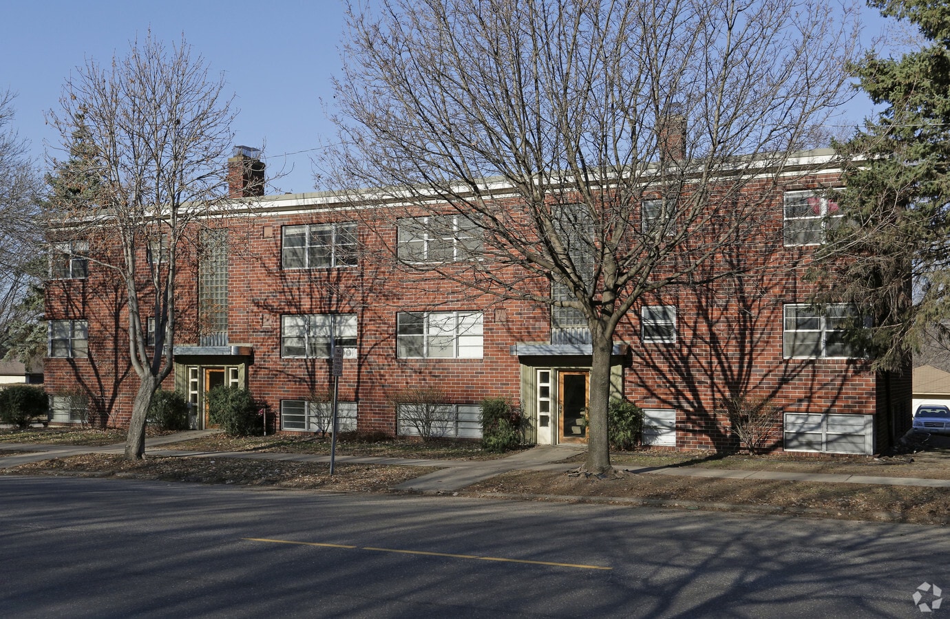 Photo - 589 Cleveland Ave S