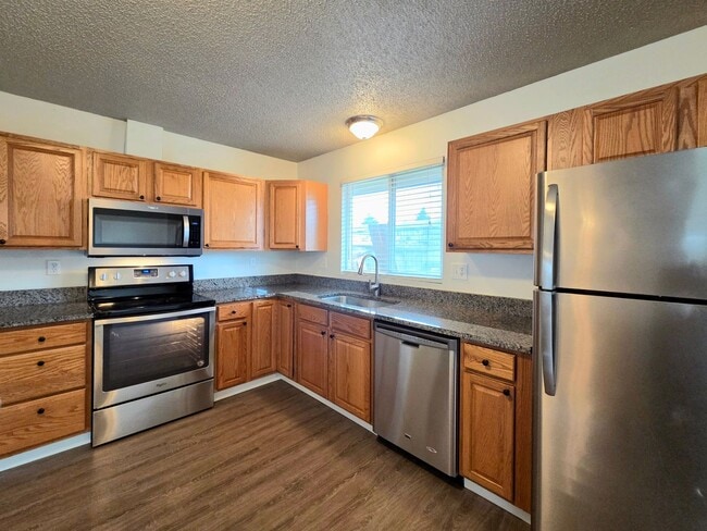 Photo - **Charming 3 Bedroom + Bonus, 2.5 Bath House for Rent in Desirable East Wenatchee**