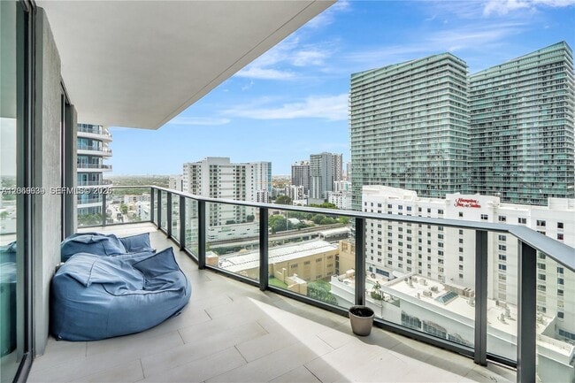 Building Photo - 1300 S Miami Ave Unit 1610