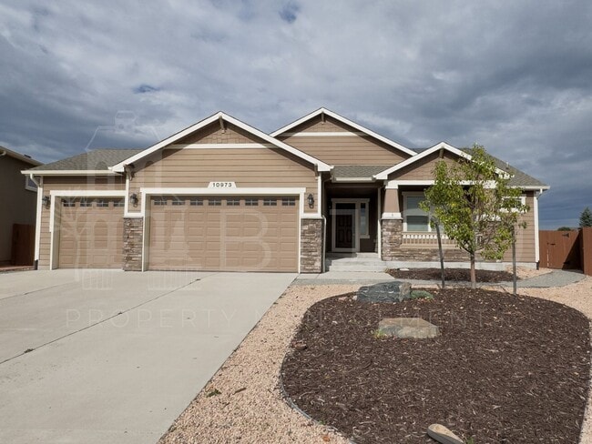 Large Well-Maintained Peyton Home - Large Well-Maintained Peyton Home