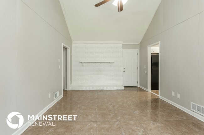 Photo - 1600 Devon Ct