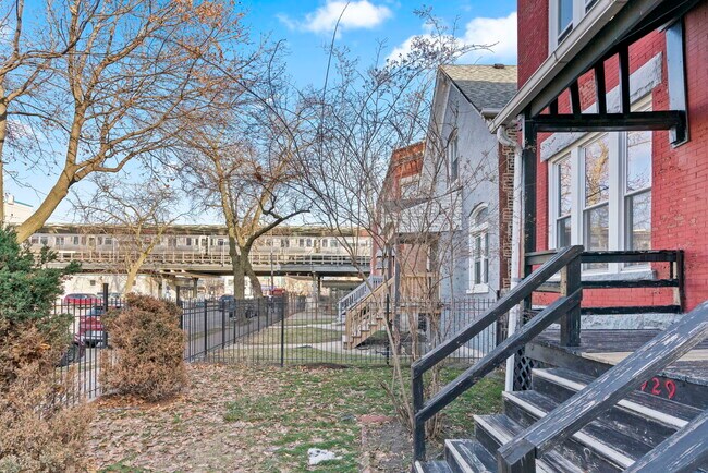 Photo - 1929 S Central Park Ave Unit 1