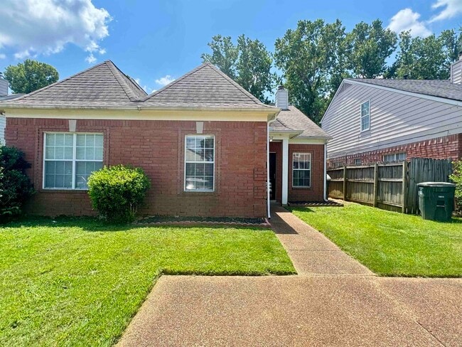 Building Photo - 1217 Brady Hollow Ln Rental