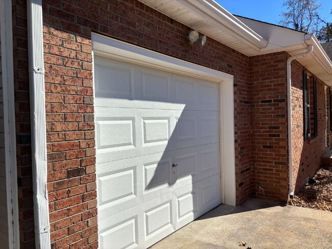 Photo - 3409 Dailey Rd