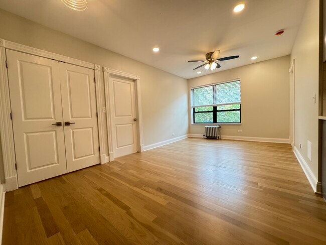 Living Room - 4538 Clark N St Apartments Unit 207