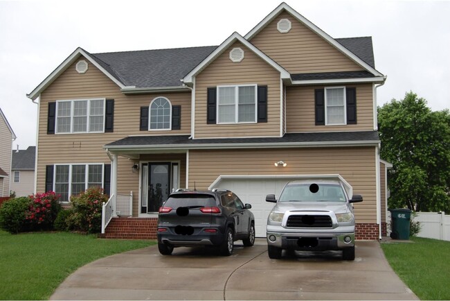 Building Photo - 2218 Midview Rd