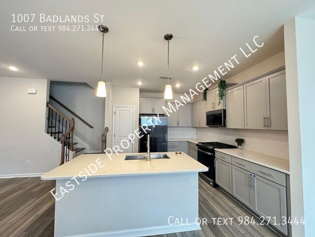 Photo - 1007 Badlands St Casa