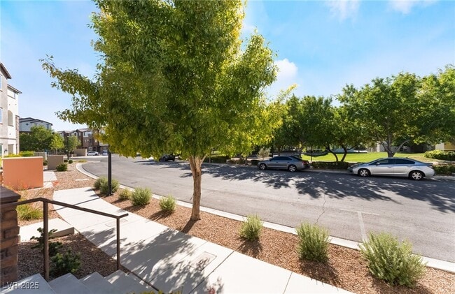 Photo - 8472 Garside Dr