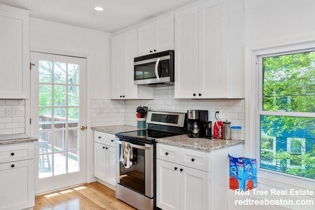 Photo - 21 Kinross Rd