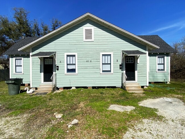 Photo - A-B 411 1/2 Pryce Street Unit B