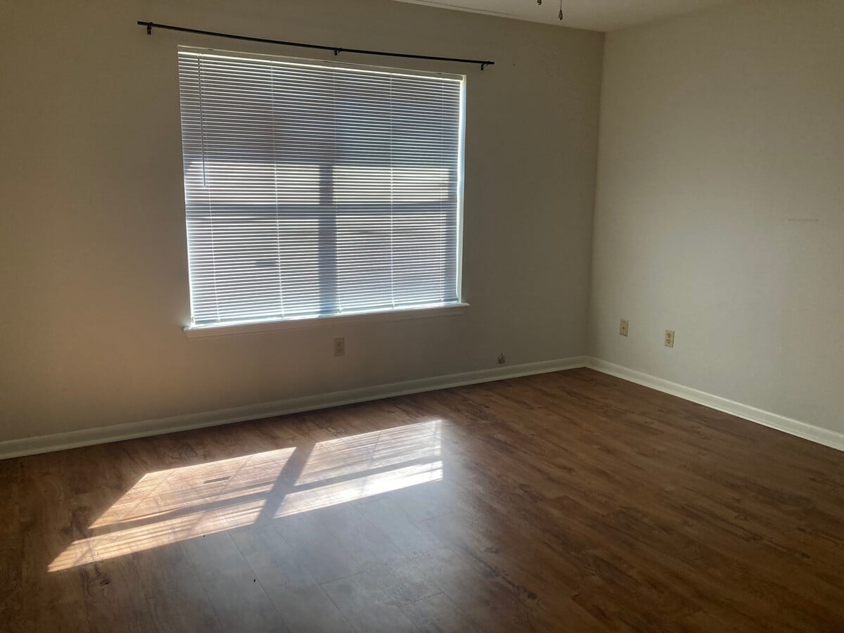 Photo - 1703 Susan Dr